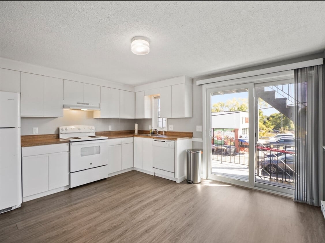 Foto del edificio - 1821 Middlesex St