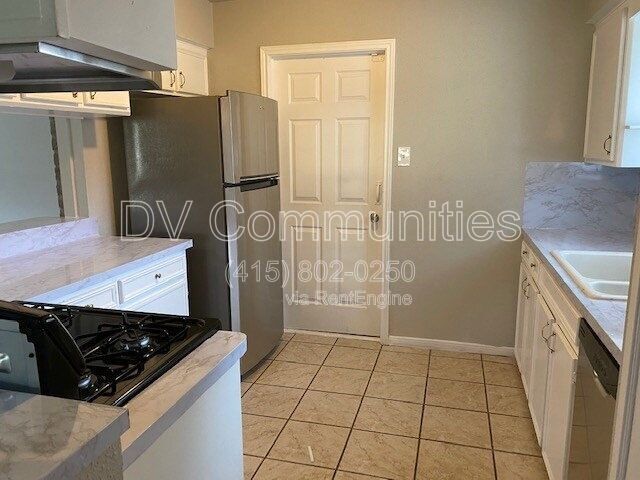 Foto del edificio - 18502 Bent Elm Dr