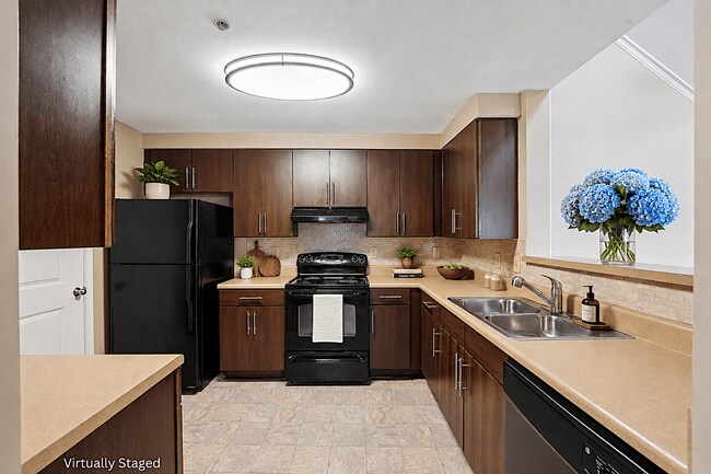 Building Photo - Stillwood Farms Apartments at Newnan