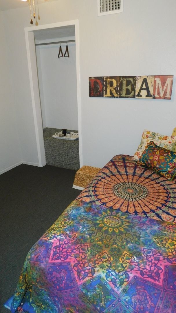 Building Photo - 1315 N Bois D Arc Ave