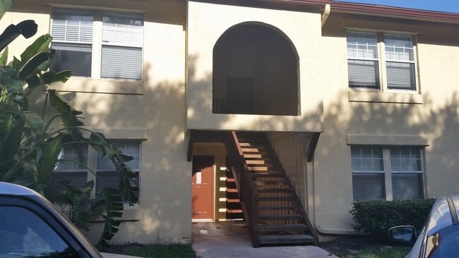Building Photo - 1 Bd Condo In La Costa Brava With Balcony,...