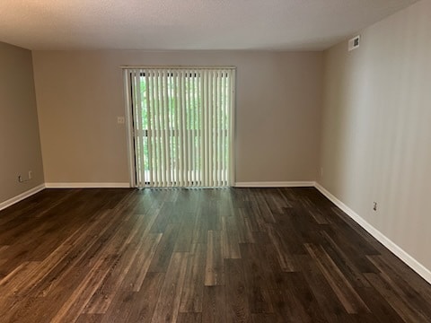 Building Photo - 203 Driftwood Ln