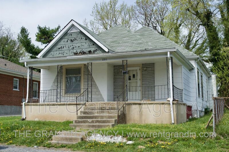 Primary Photo - 2311 Hanover Ave NW