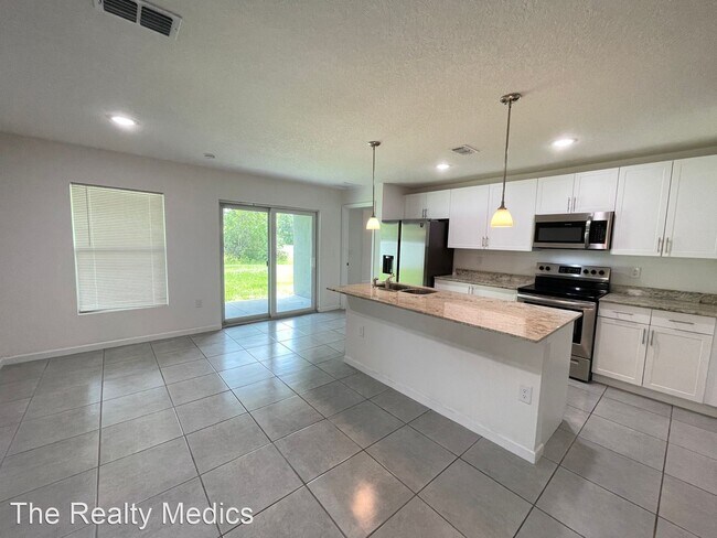 Foto del edificio - 4 br, 2 bath House - 888 Elmont St NW