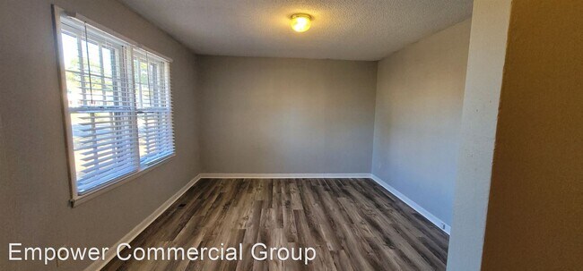 Foto del edificio - 3 br, 2 bath House - 901 Bucknell Road