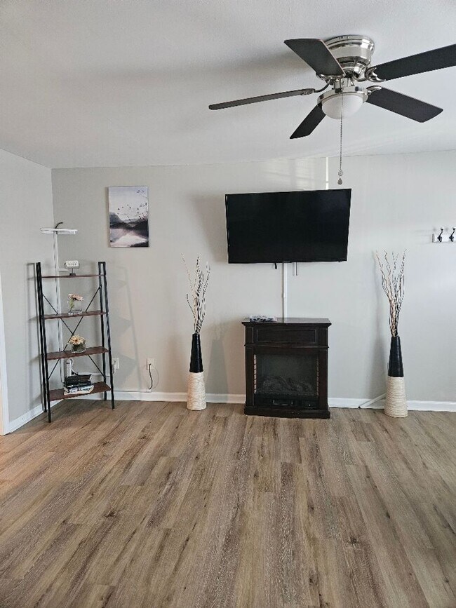Foto del edificio - Move-In Ready 2BR/2BA Condo in Georgetown ...