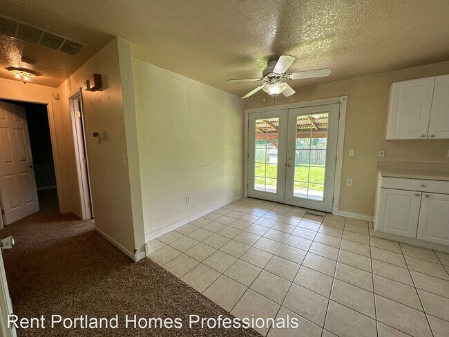 Building Photo - 3 br, 1 bath House - 11900 SE Mathers Road