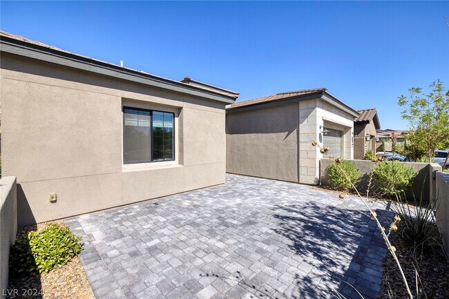 Building Photo - 29 Desert Juniper Ln