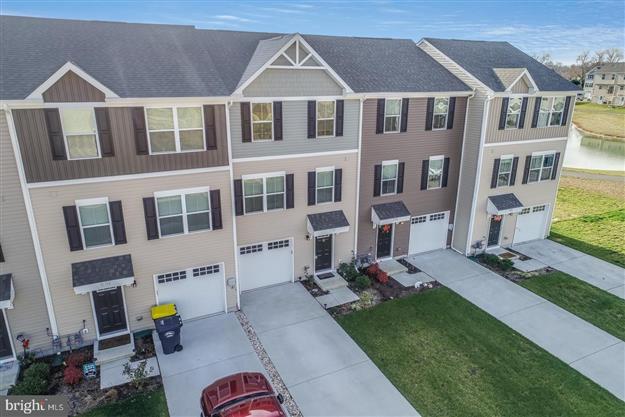 Foto principal - 17700 Fieldstone Ave