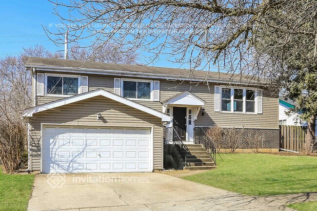 Foto del edificio - 233 Whitewater Dr