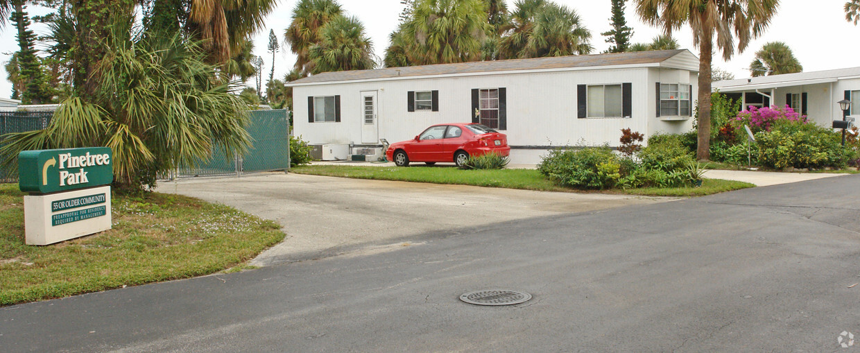 Foto principal - Pinetree Park Mobile Home Park