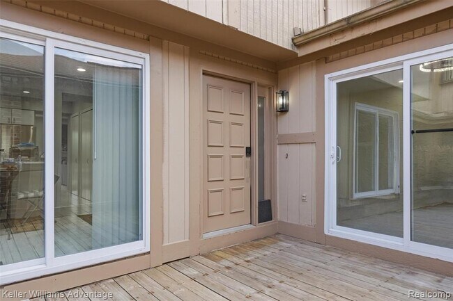 Foto del edificio - 5271 Wright Way E