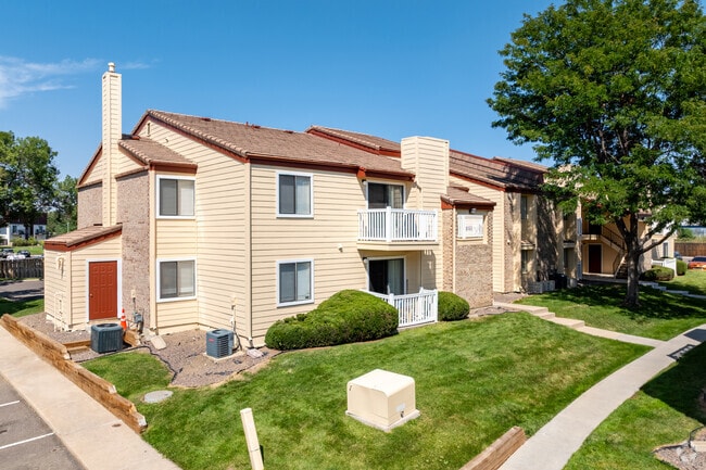 Building Photo - Woodstone Village