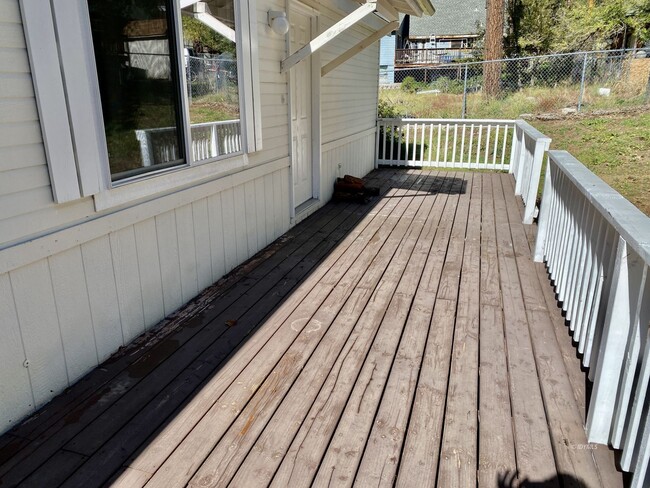 Foto del edificio - Walk to Town 3 Bedroom Home