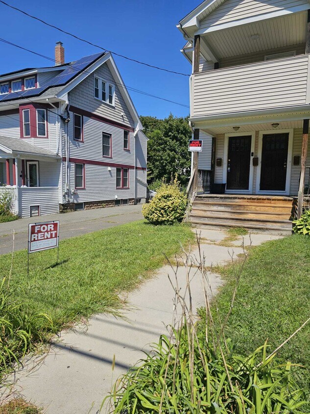 Primary Photo - 17-19 Harrison St