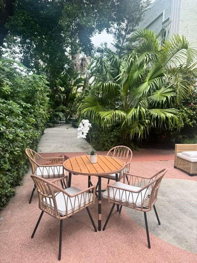 Foto del edificio - 1051 Meridian Ave