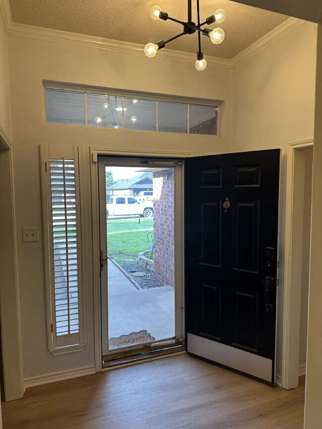 Building Photo - 4bed/2.5bath Home in Meadows South of Lubbock, TX!