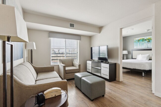 Foto del edificio - 5423 N Loop 1604 W