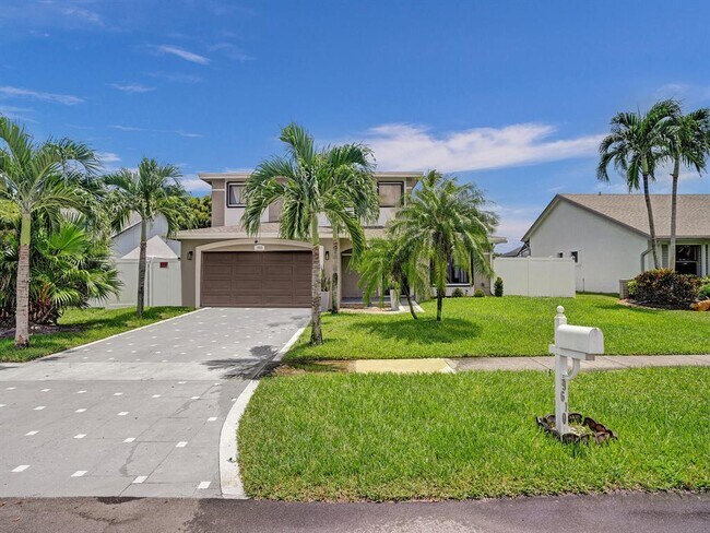 Building Photo - 9610 Dunhill Dr