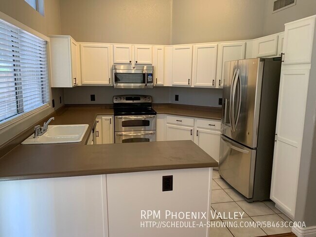 Building Photo - N. Phx Single Story 3/2 **NO** Carpet!