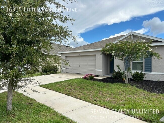 Building Photo - Sereno! 16315 Little Garden Drive Wimauma,...