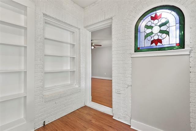 Building Photo - 6166 Oram St