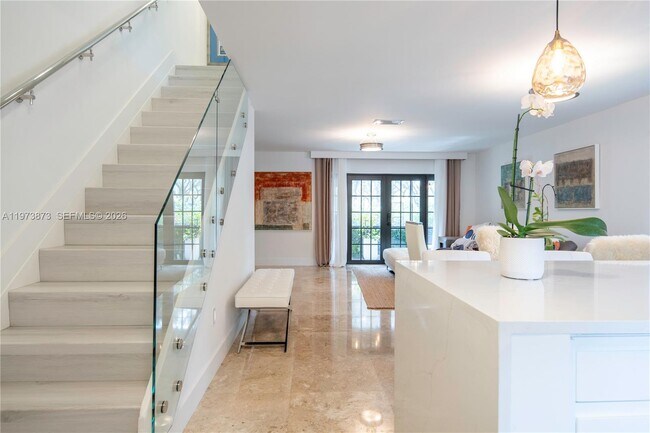 Foto del edificio - 576 Westree Ln