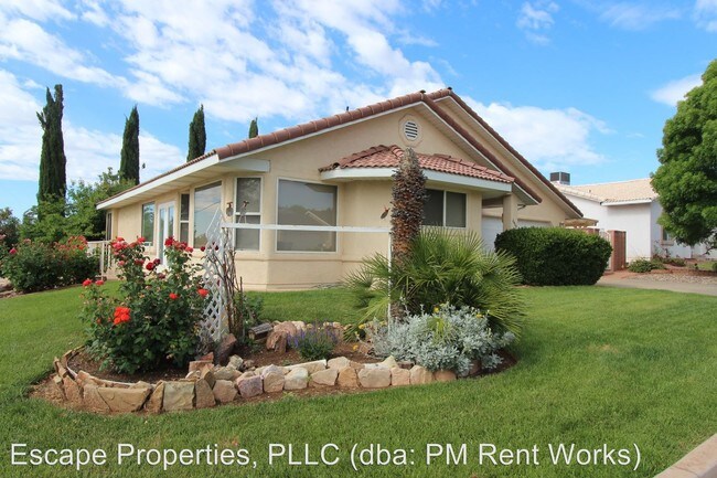Foto del edificio - 3 br, 2 bath House - 2438 E. 130 N.