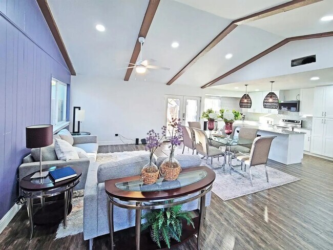 Foto del edificio - Private Studio in Quiet Lewisville Neighborhood – All Utilities Included!