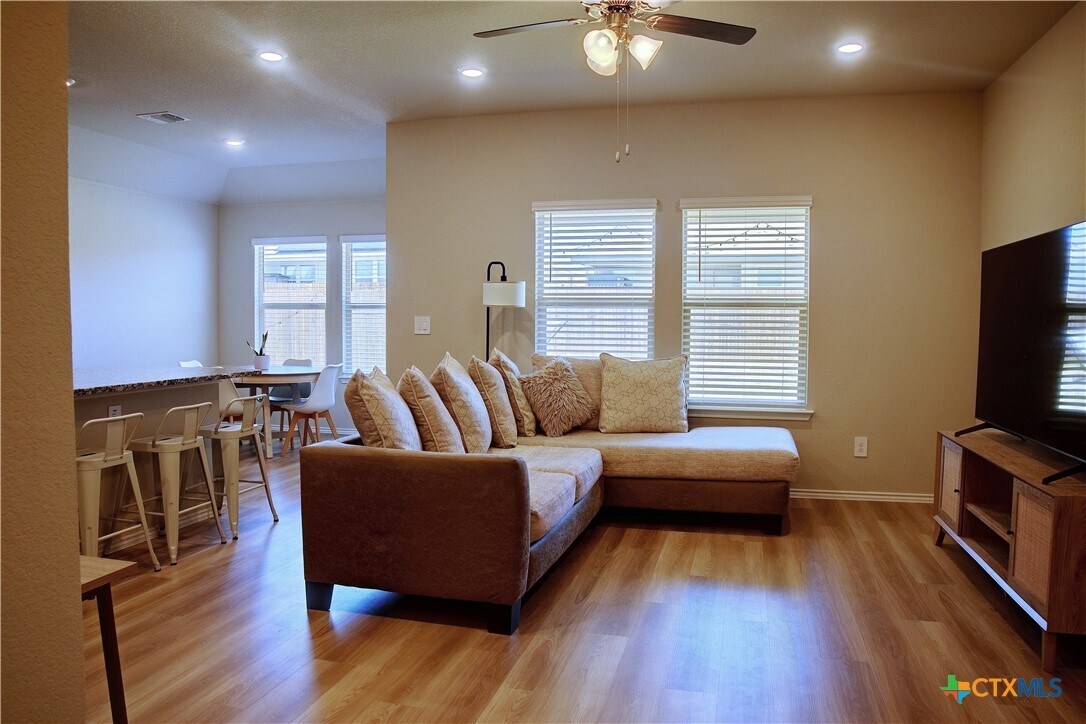 Foto del edificio - 2333 Bufflehead Dr