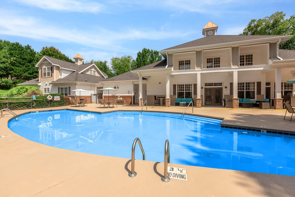 Primary Photo - The Lofts at Strickland Glen