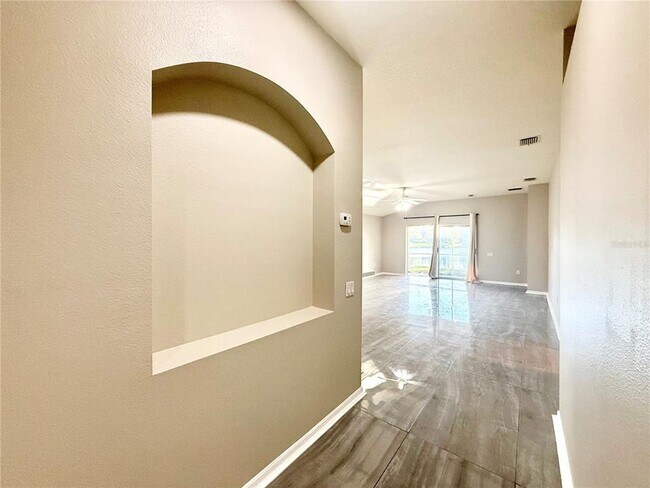 Foto del edificio - 5553 Gallant Fox Ct