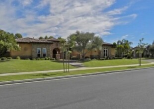 Building Photo - 10807 Gainsborough Ct