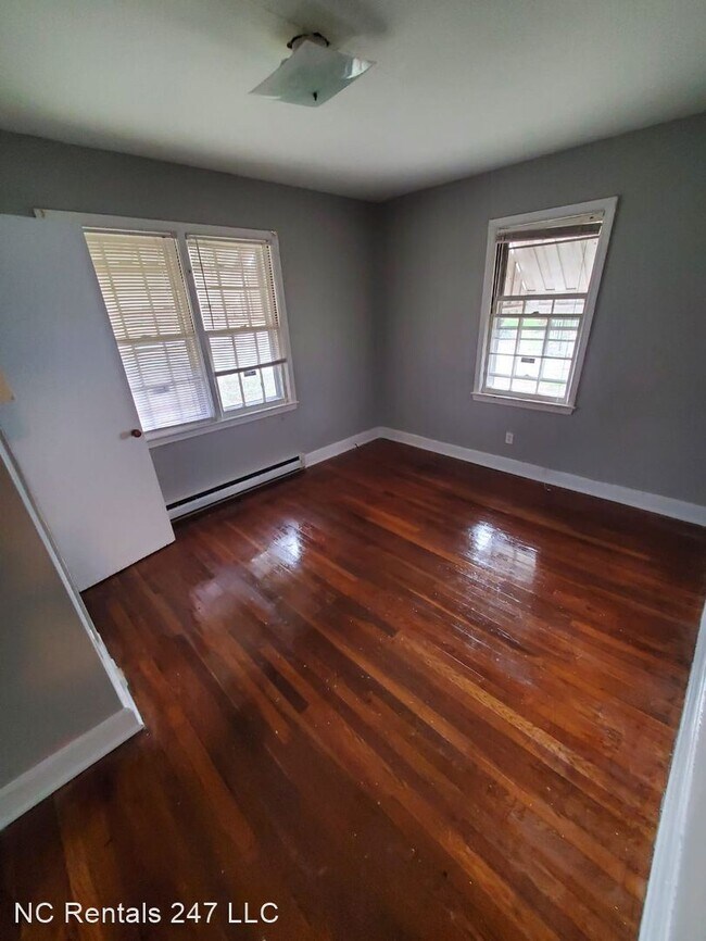 Building Photo - 3 br, 1 bath House - 1502 W Florida St