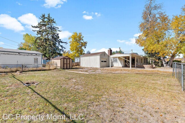 Foto del edificio - 2 br, 1.5 bath House - 1703 Fremont St
