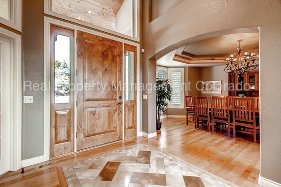 Building Photo - 7122 Parkwood Ln