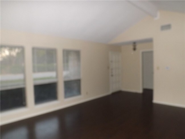 Foto del edificio - 10906 Pinehurst Dr