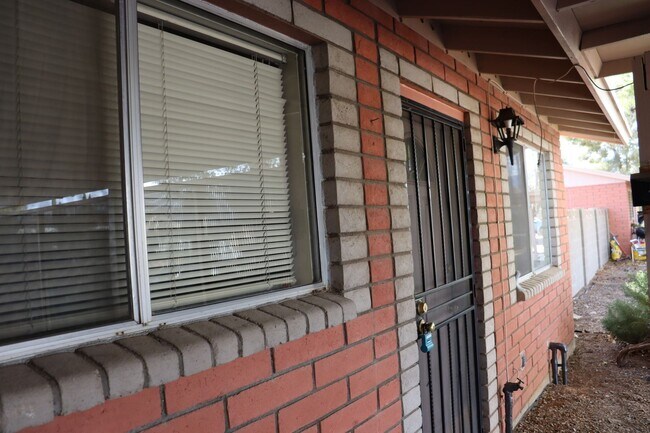 Foto del edificio - 4207 Calle Barona