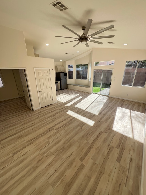 Building Photo - 2493 W Richmar Ave