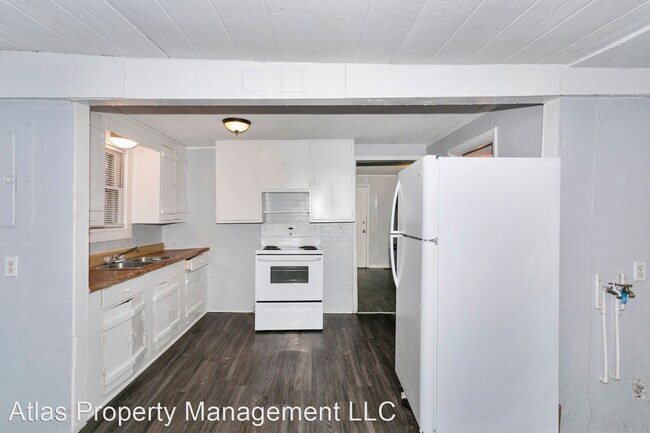Building Photo - 2 br, 1 bath House - 401 W 26th St.
