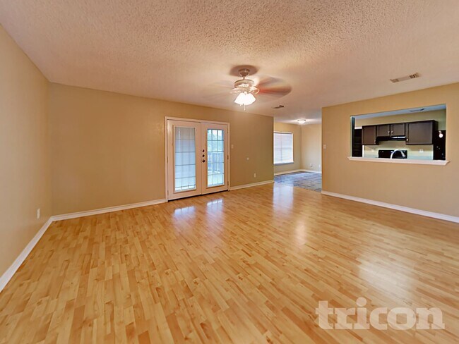 Foto del edificio - 8030 Falcon Meadow Dr