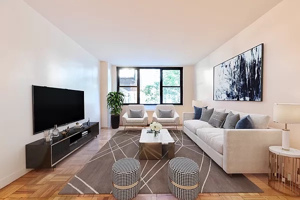 Foto del edificio - 242 E 49th St