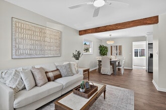 2113 St Teresa Dr