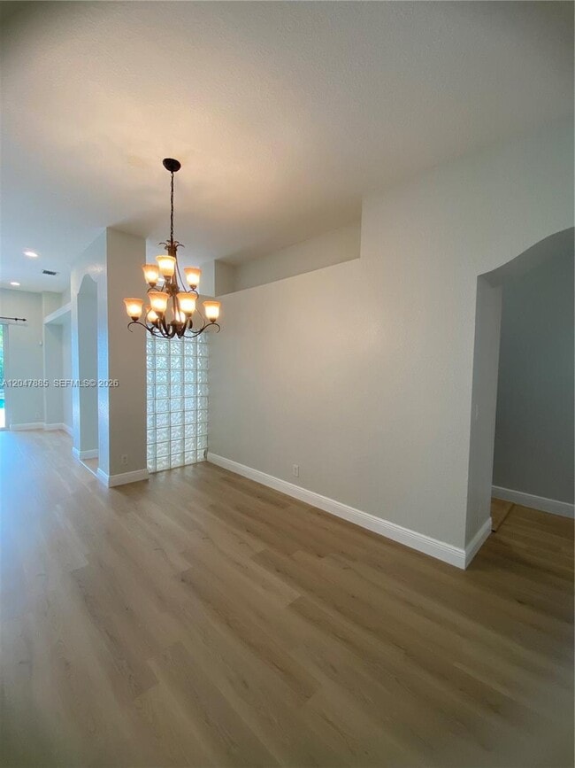 Building Photo - 628 SW 168th Terrace