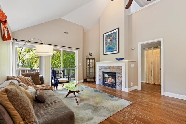 Foto del edificio - Luxury Condo in SE Boise's most desirable master planned community-Surprise Valley