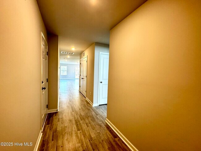 Building Photo - 1755 Capra Ct