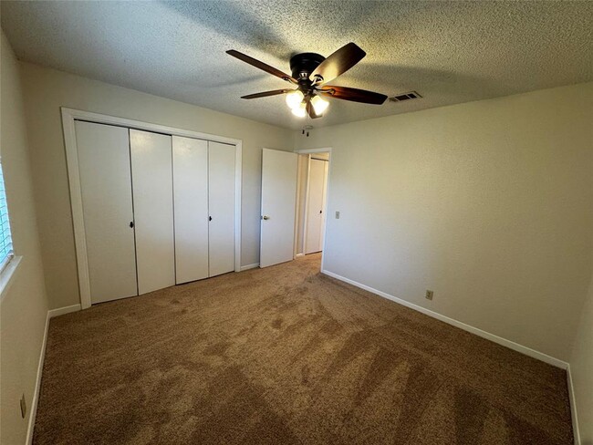 Building Photo - 6901 Argonne Forest Cove