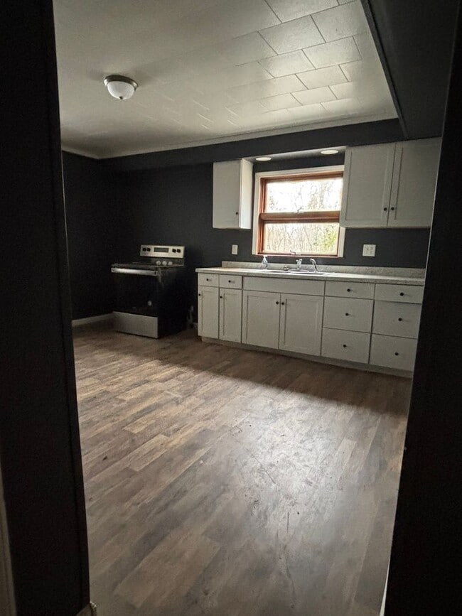 Foto del edificio - Newely Renovated 2 Bdrm (Union Twp)