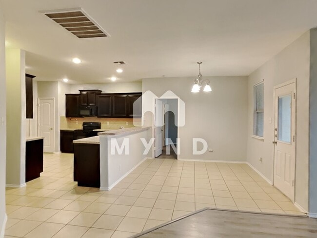 Building Photo - 414 Jasmine Cir