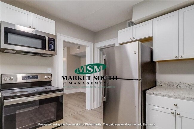 Foto del edificio - 1423 E 33rd St